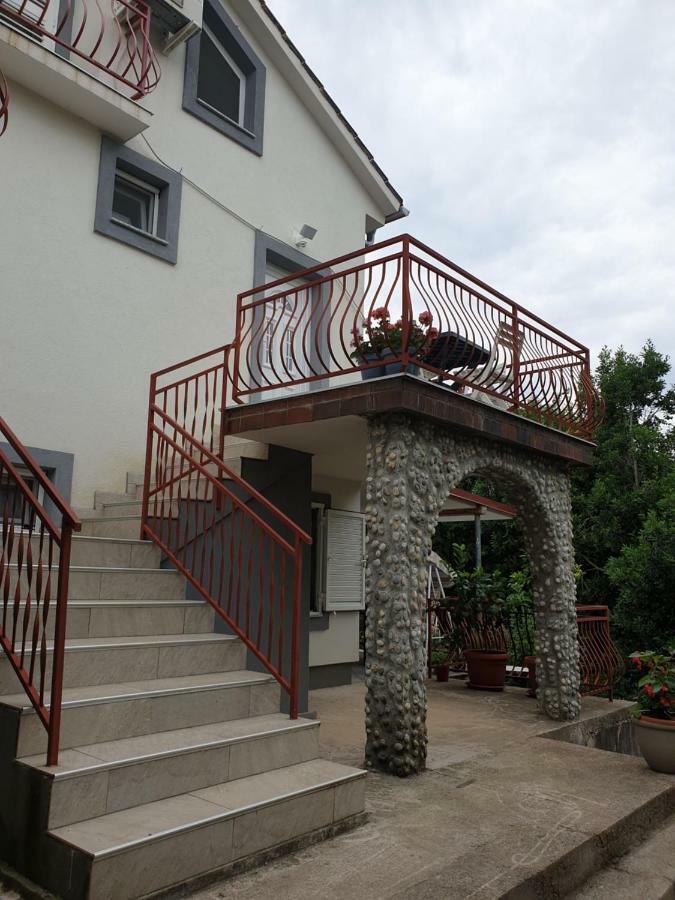 Apartmani Pejo Gostinjac Esterno foto